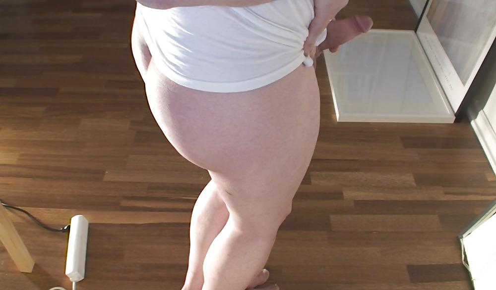 12P Big butt