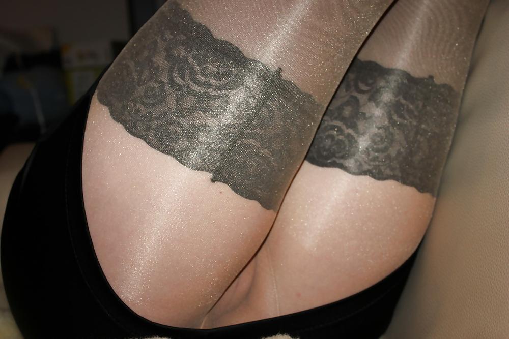 23P Glitter Nylon Lady in black Stockings