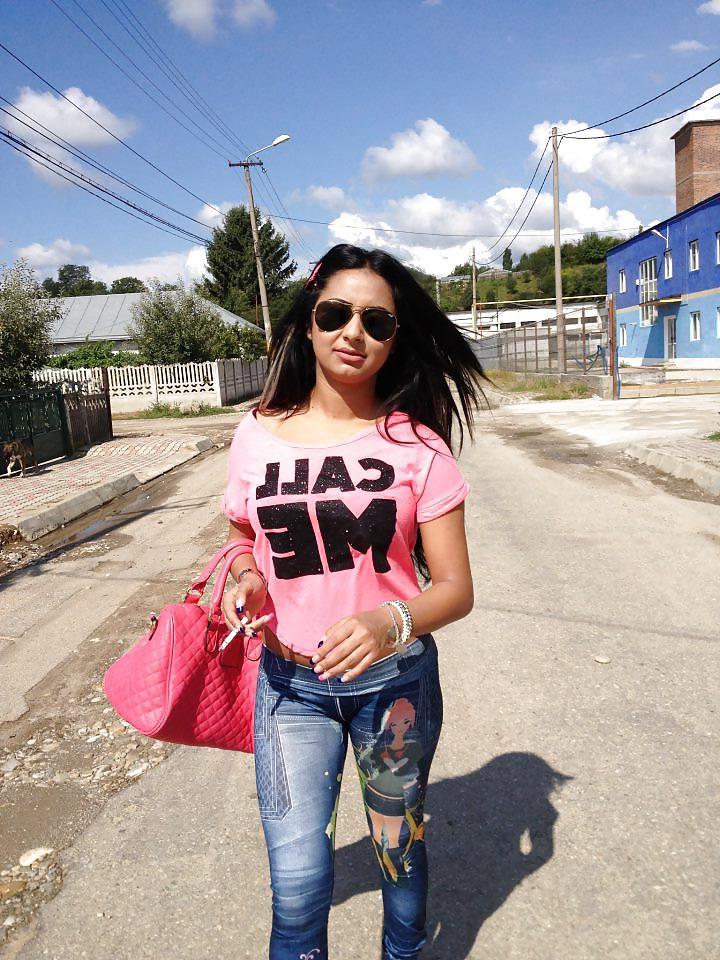 25P Romanian slut