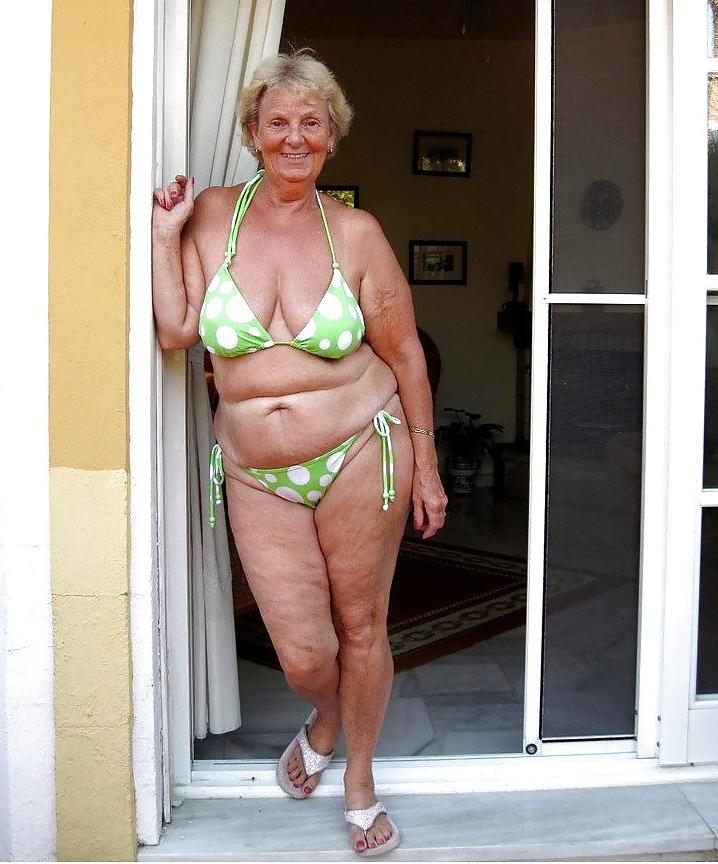 23P Mature bikini.