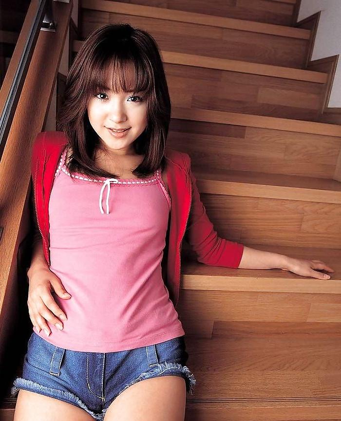 24P The Beauty of Sexy Hairy Asian