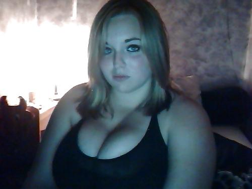 24P Lydia - Busty Teen (Complete Set)