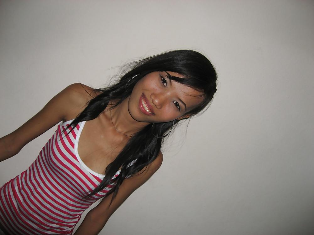 24P Sexy Asiatin