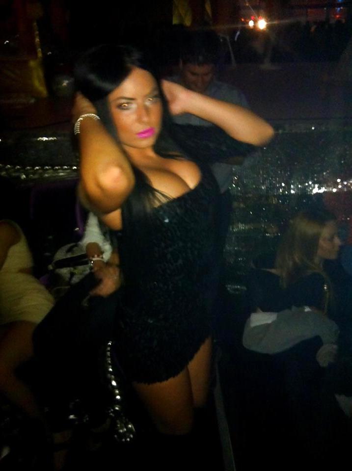 25P Romanian women: isabella