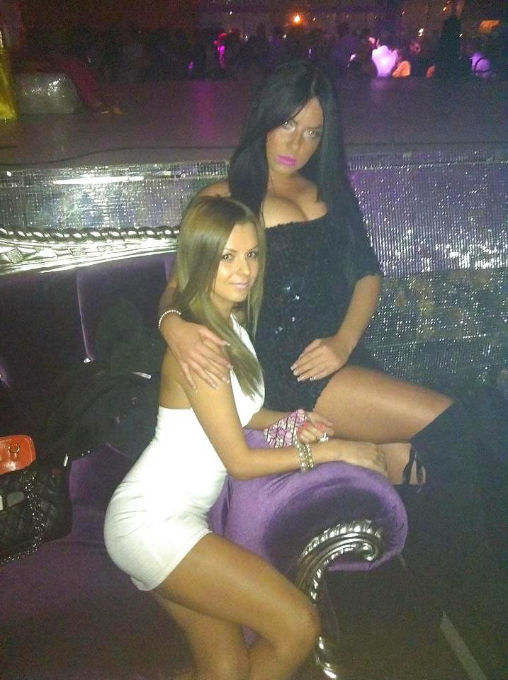 25P Romanian women: isabella