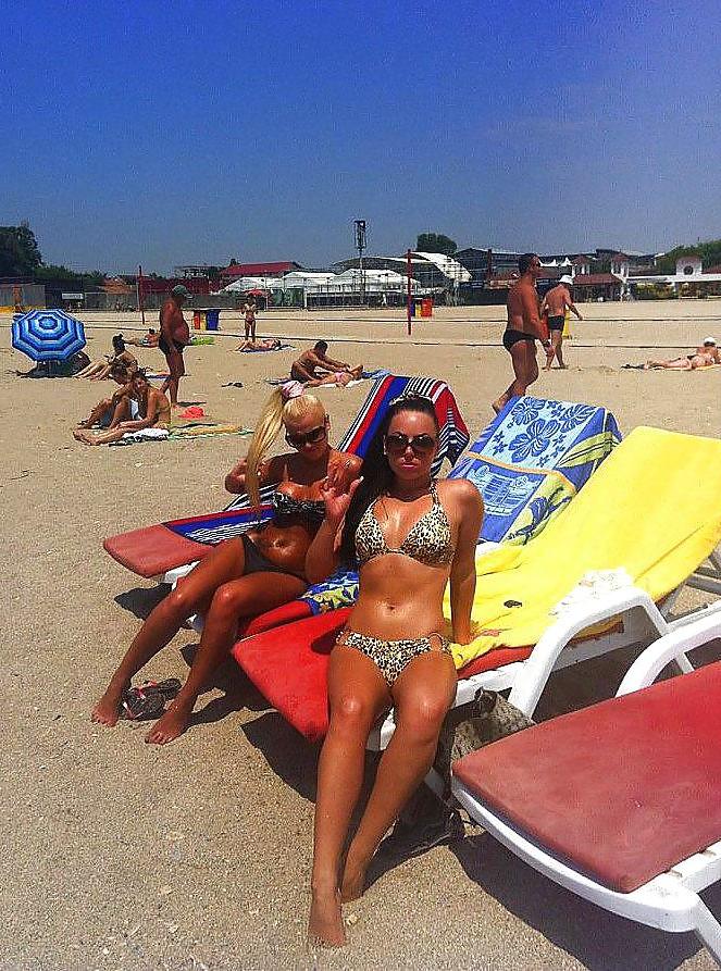 25P Romanian women: isabella