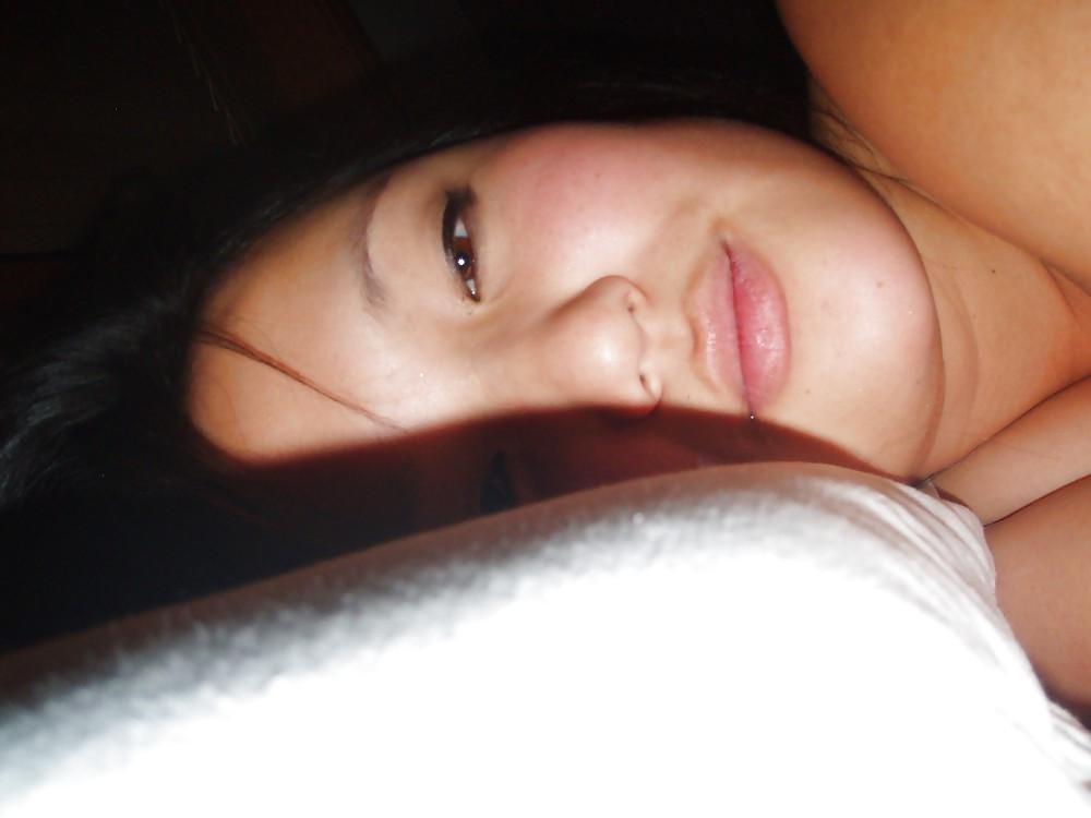 24P BUSTY ASIAN GIRLFRIEND RECEIVES A NICE FACIAL