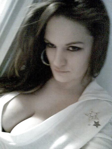 25P Romanian girl 7