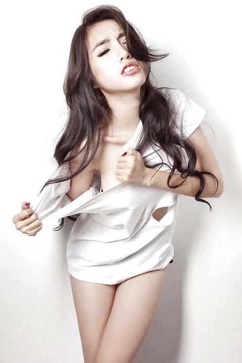 25P Vietnamese - Elly Tran