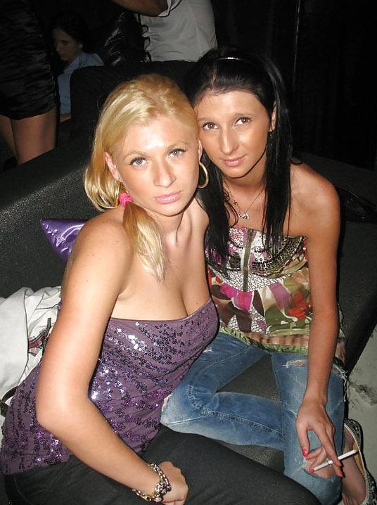 8P Romanian girl: alexandra