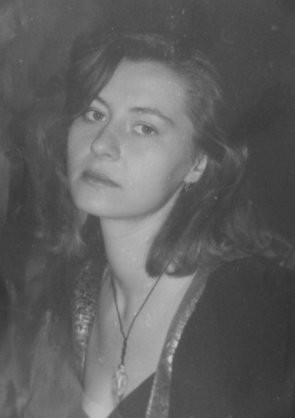 12P Anna on film