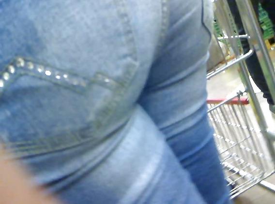 7P Voyeur Asses at Supermarket