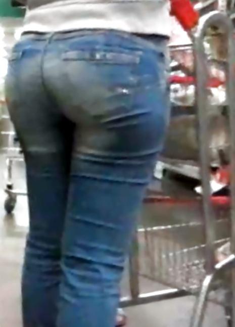 7P Voyeur Asses at Supermarket