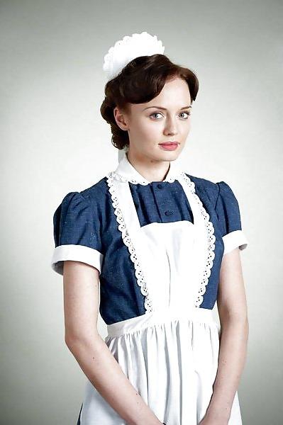 8P Laura Haddock