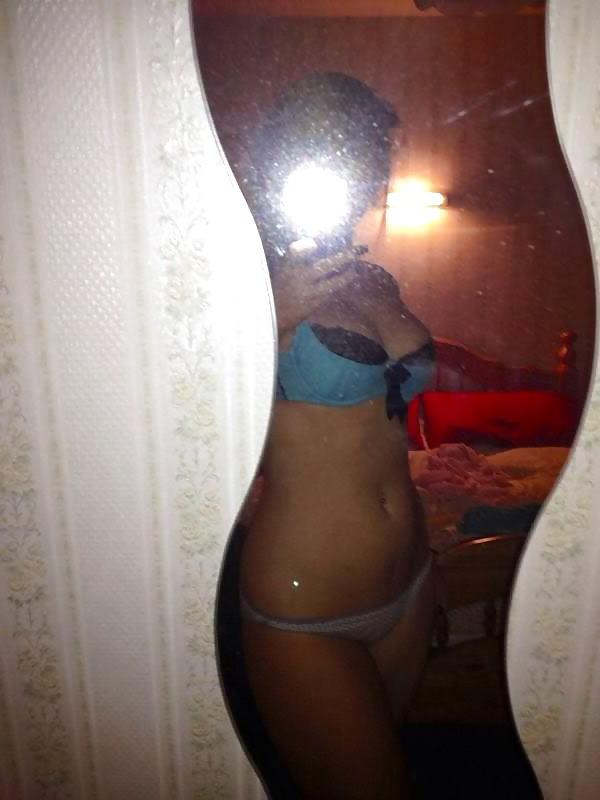 13P Blonde Hottie (non nude)