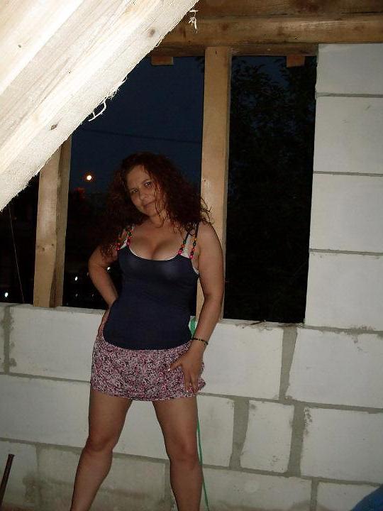 13P Romanian girl: nicoleta