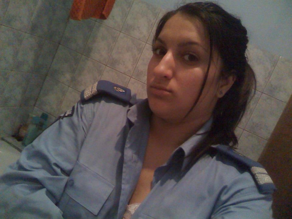 13P Romanian girl: Angela