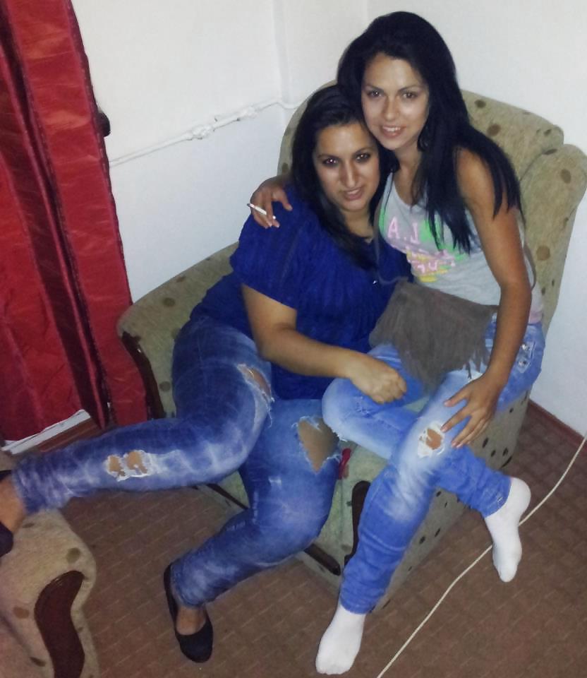 13P Romanian girl: Angela