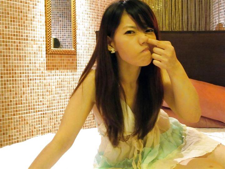 20P Non nude asian