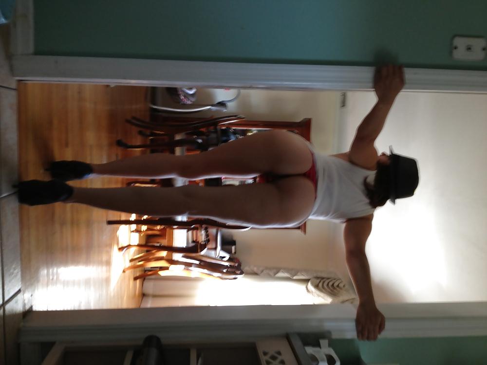 25P My PAWGd out MILF (non nude) 