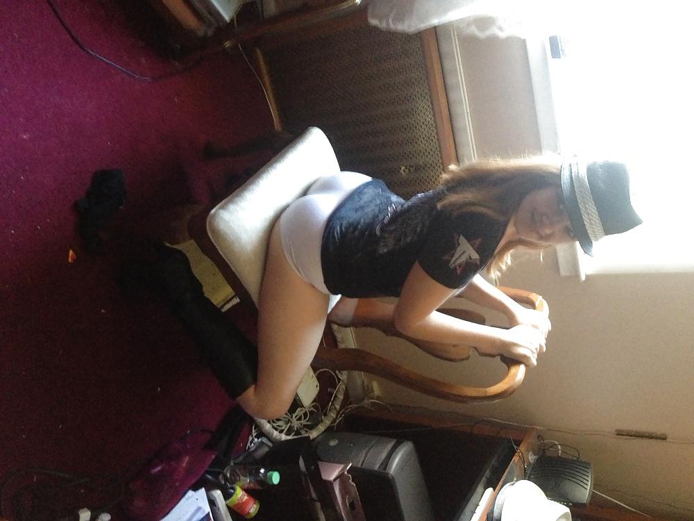 25P My PAWGd out MILF (non nude) 