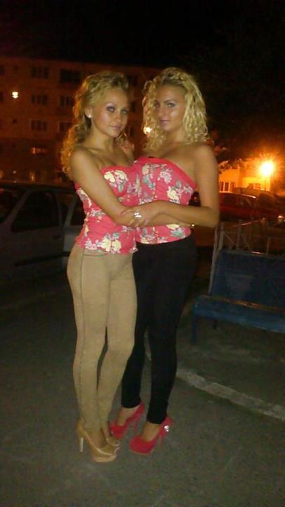 13P Romanian women: andreea