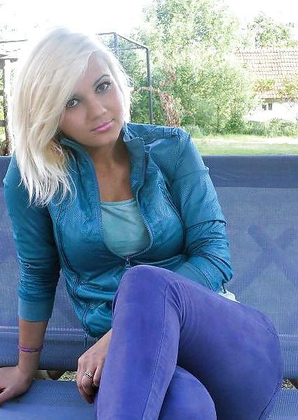 12P Romanian girl: giuca