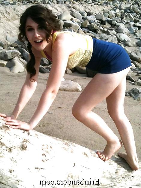 25P Erin Sanders
