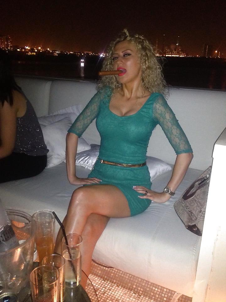 25P Romanian women: felicia