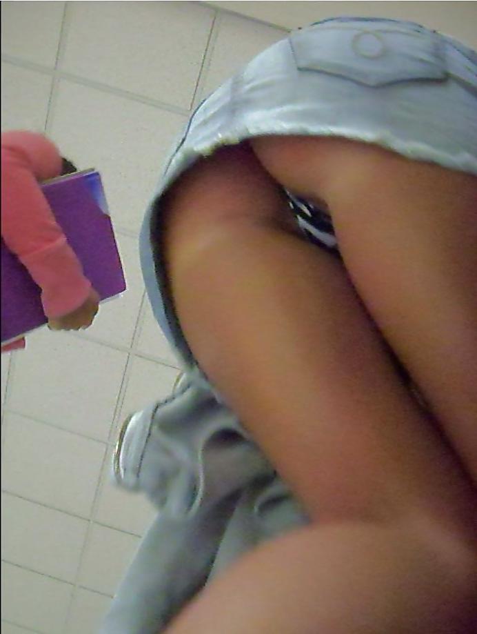 13P Very Voyeur Sexy Pictures