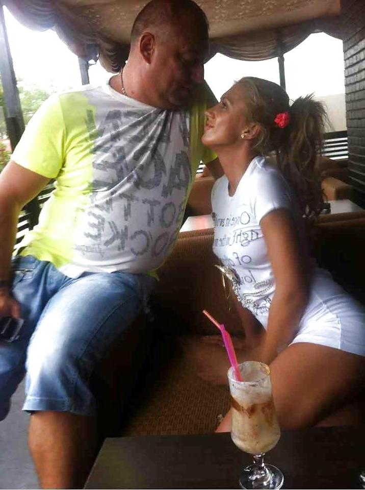 12P Romanian girl: larysa