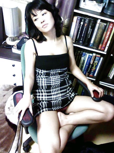 19P The Beauty of Amateur Korean Honeymoon Pics