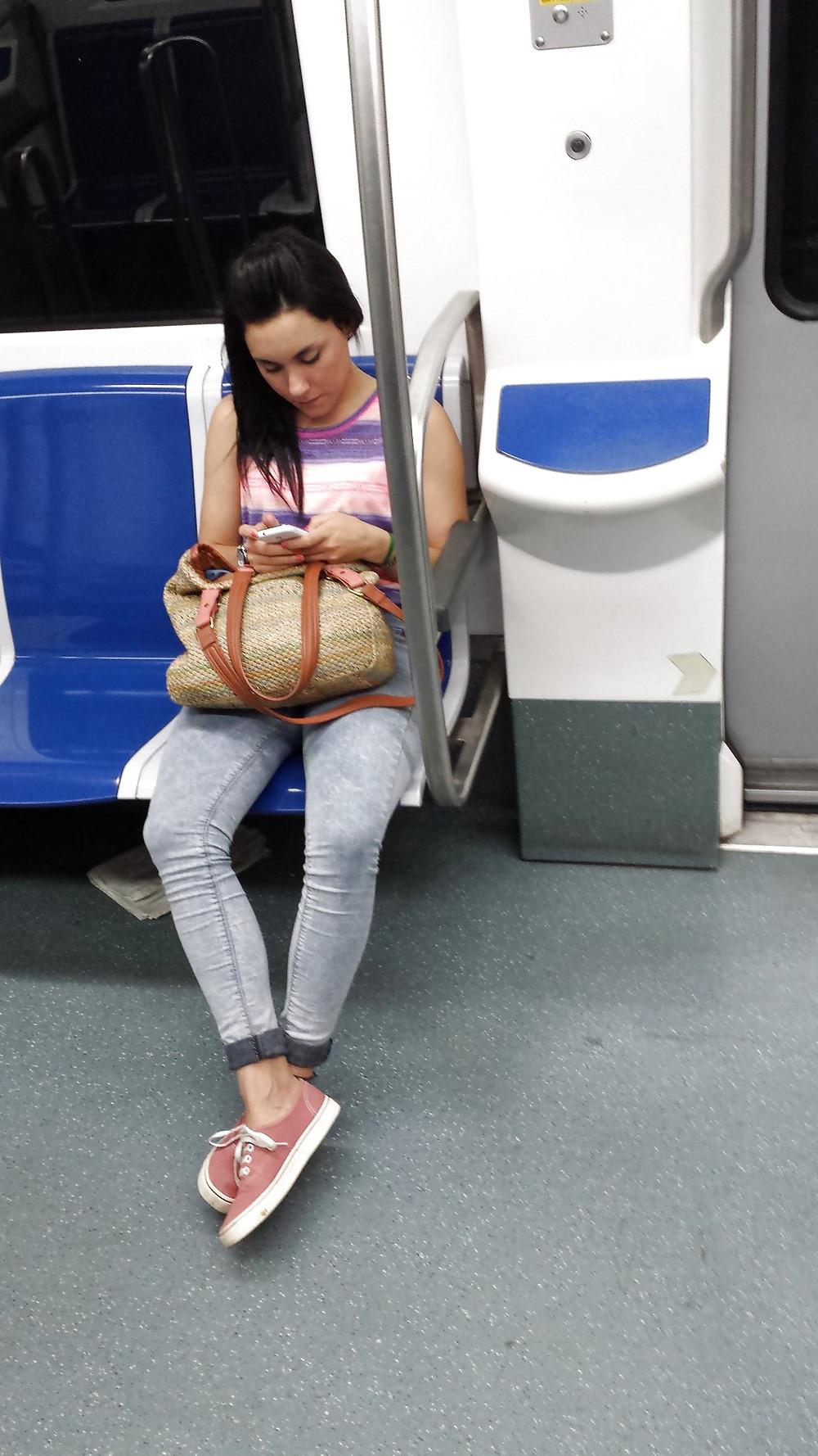 20P Voyeur in Barcelona metro