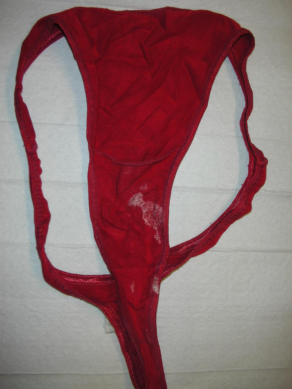 21P Wet pussy pics 2