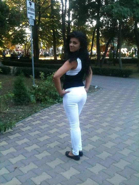 18P Romanian girl: narcissa