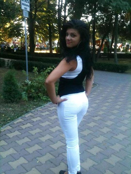18P Romanian girl: narcissa