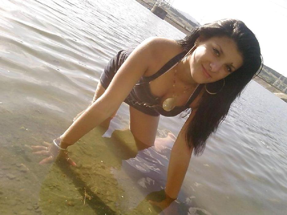 18P Romanian girl: narcissa