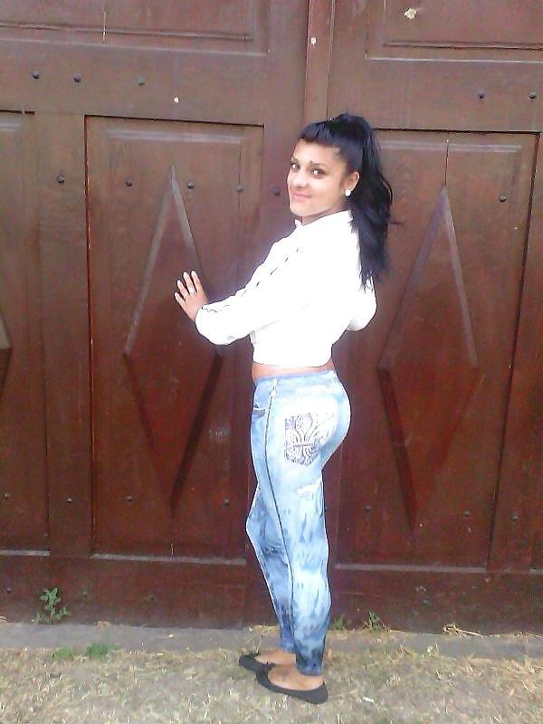 18P Romanian girl: narcissa