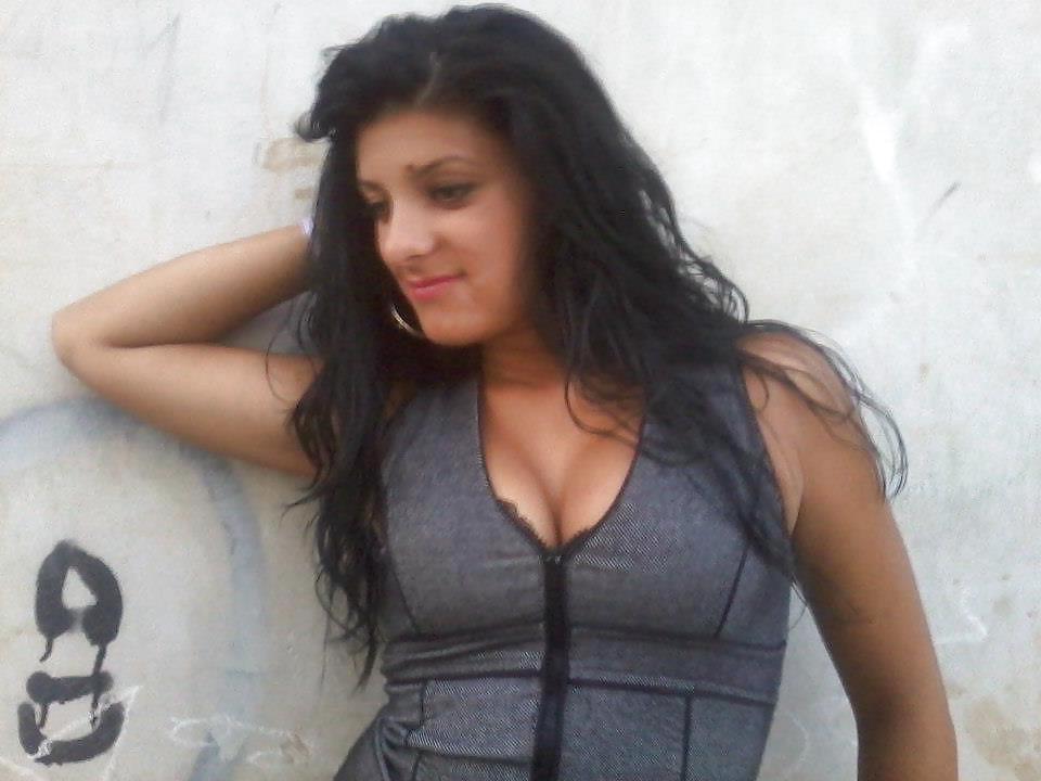 18P Romanian girl: narcissa