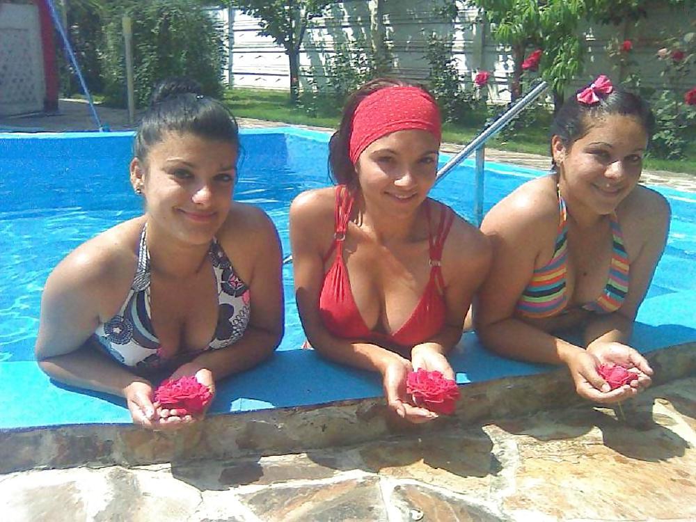 18P Romanian girl: narcissa