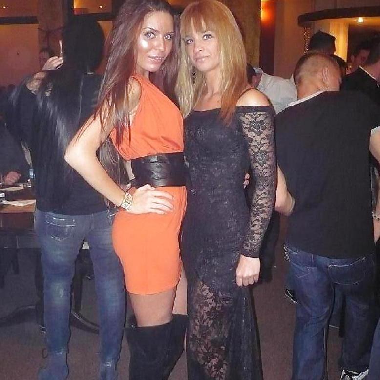 17P Romanian girl: flora