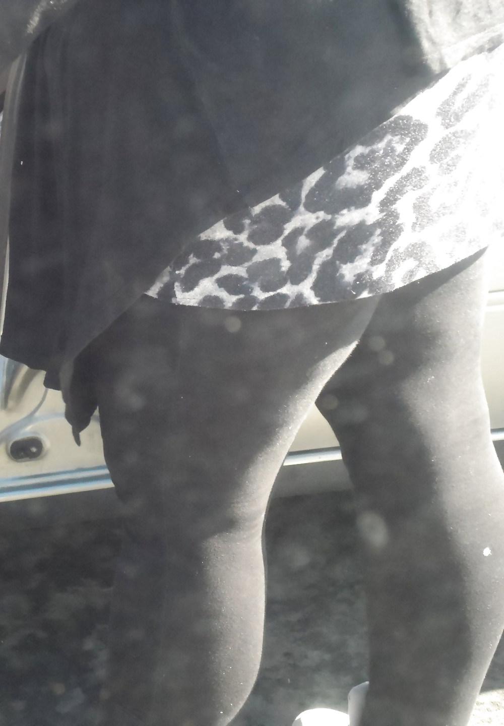 25P Voyeur Tights 2