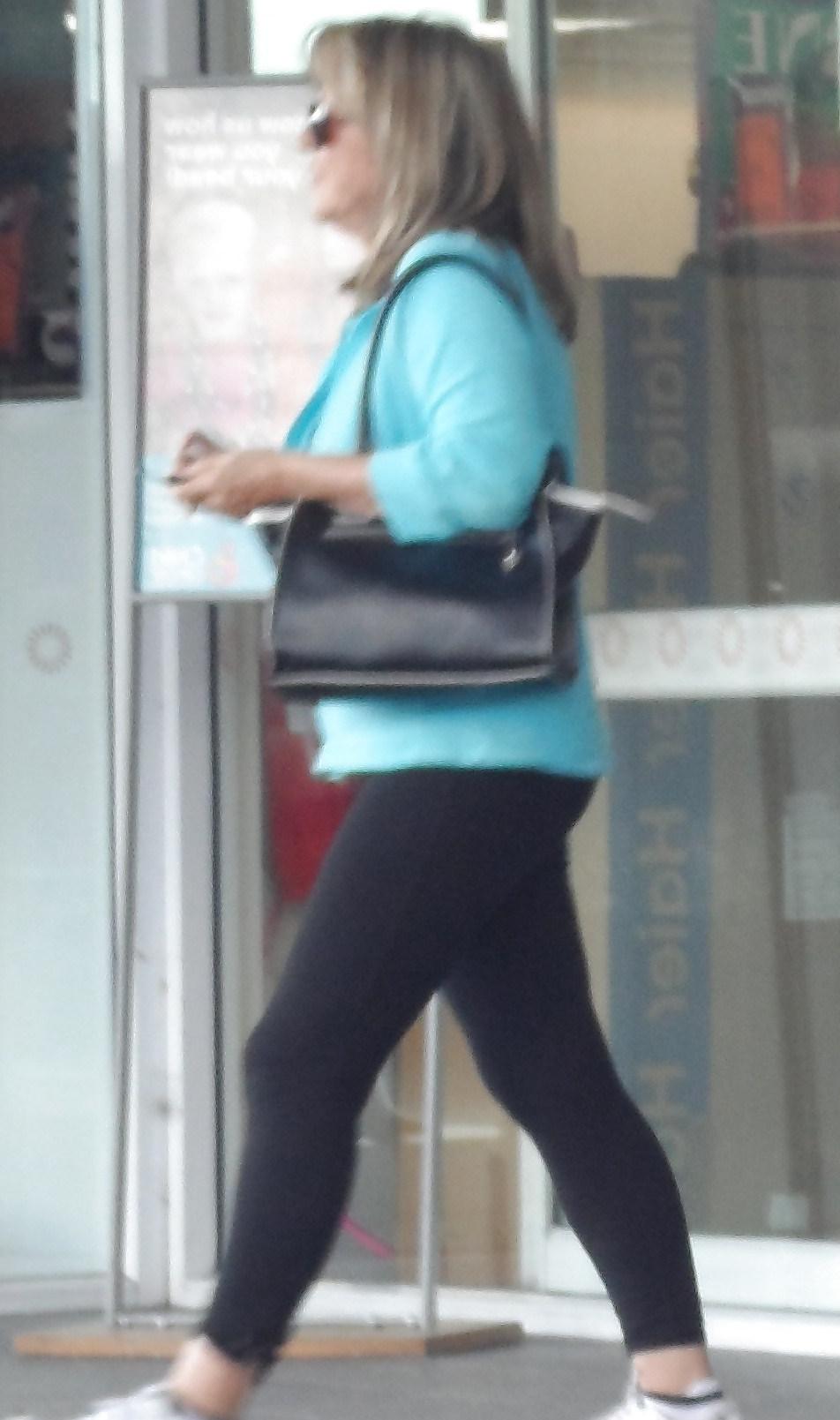 25P Voyeur Tights 2