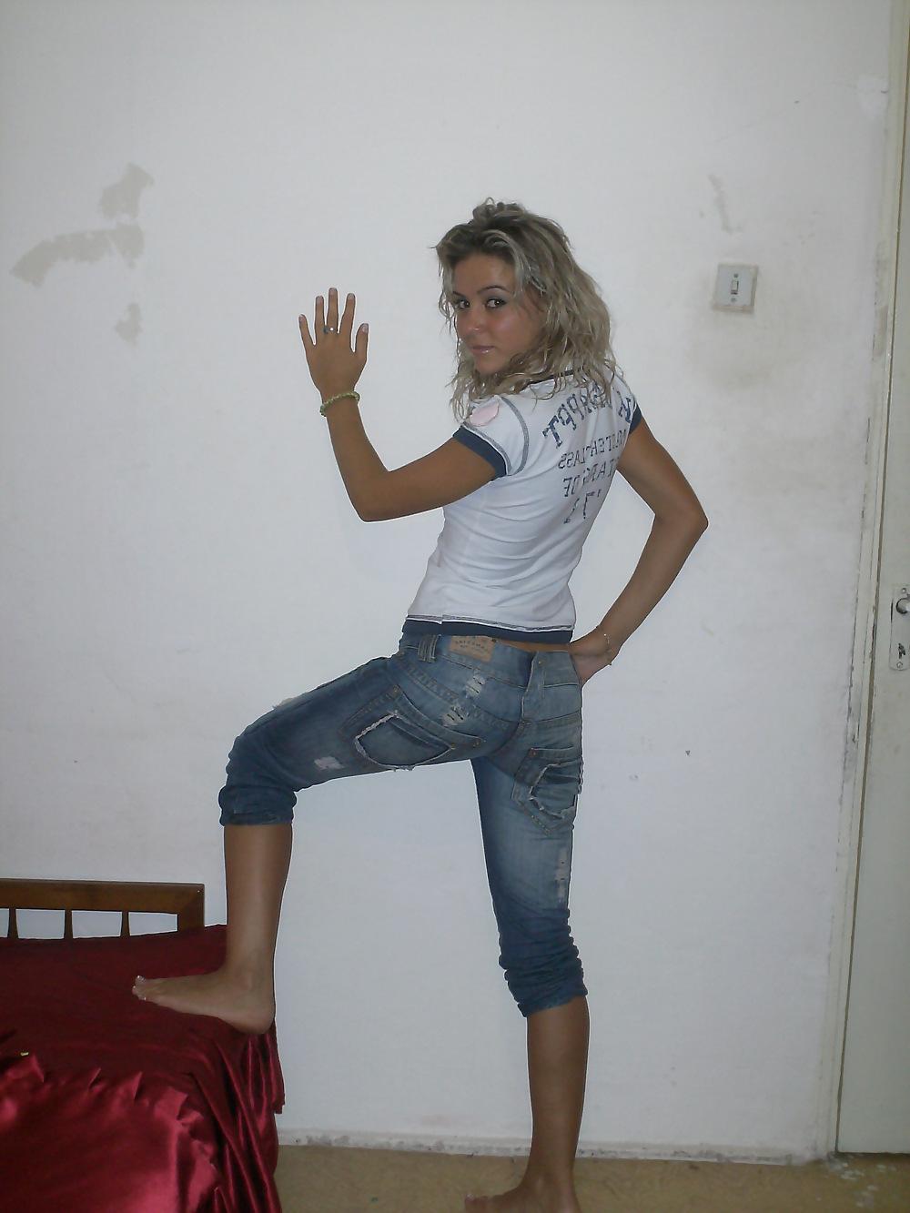 25P Romanian slut