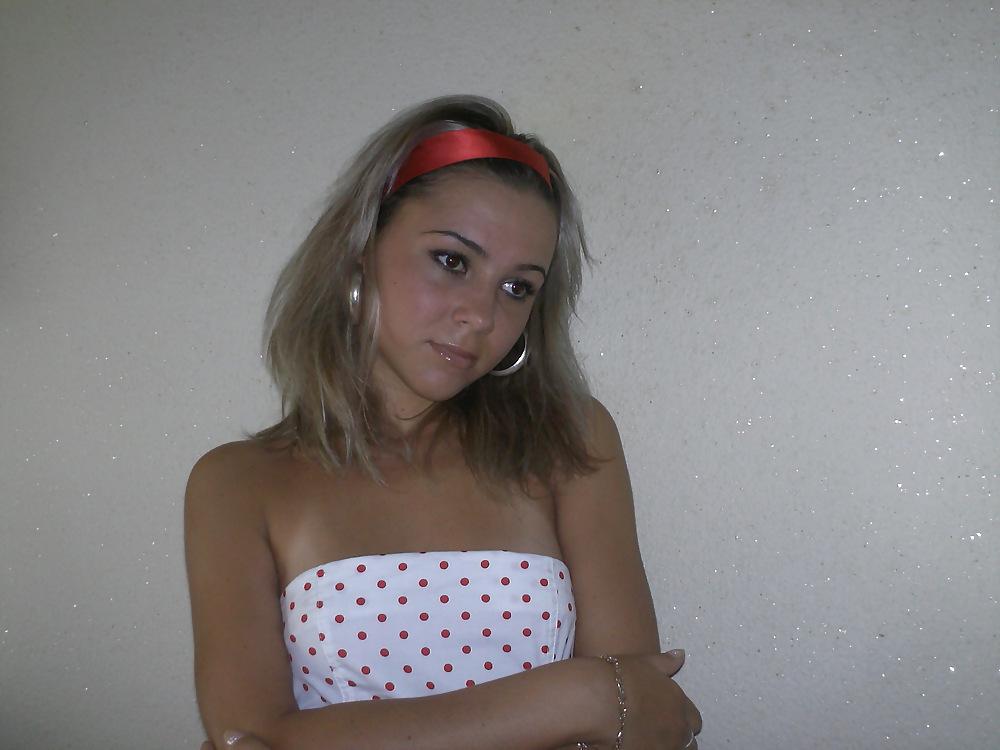 25P Romanian slut
