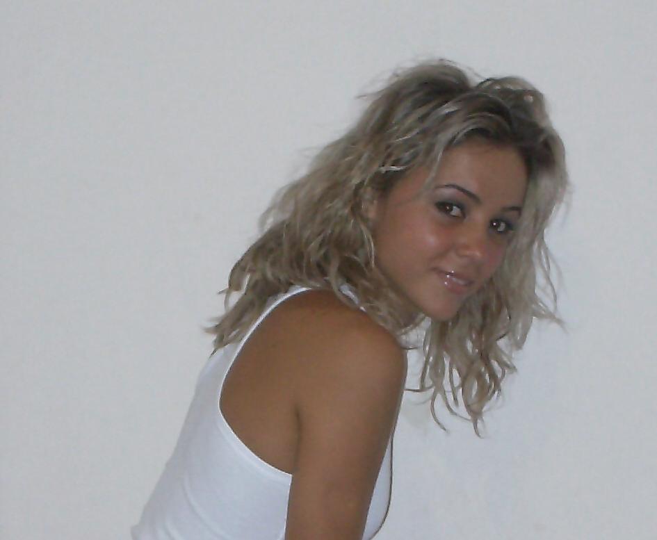 25P Romanian slut