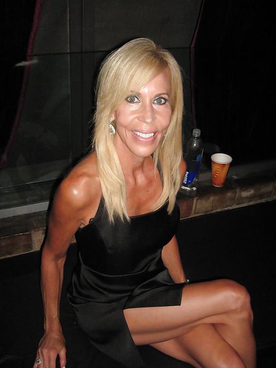 25P Erica Lauren-Perfect Mature Lady