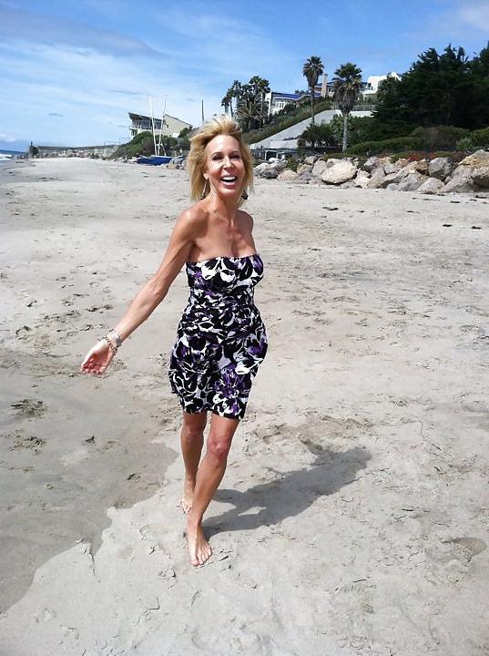 25P Erica Lauren-Perfect Mature Lady