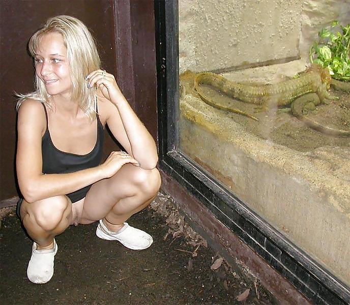 15P Upskirt No Pants 8