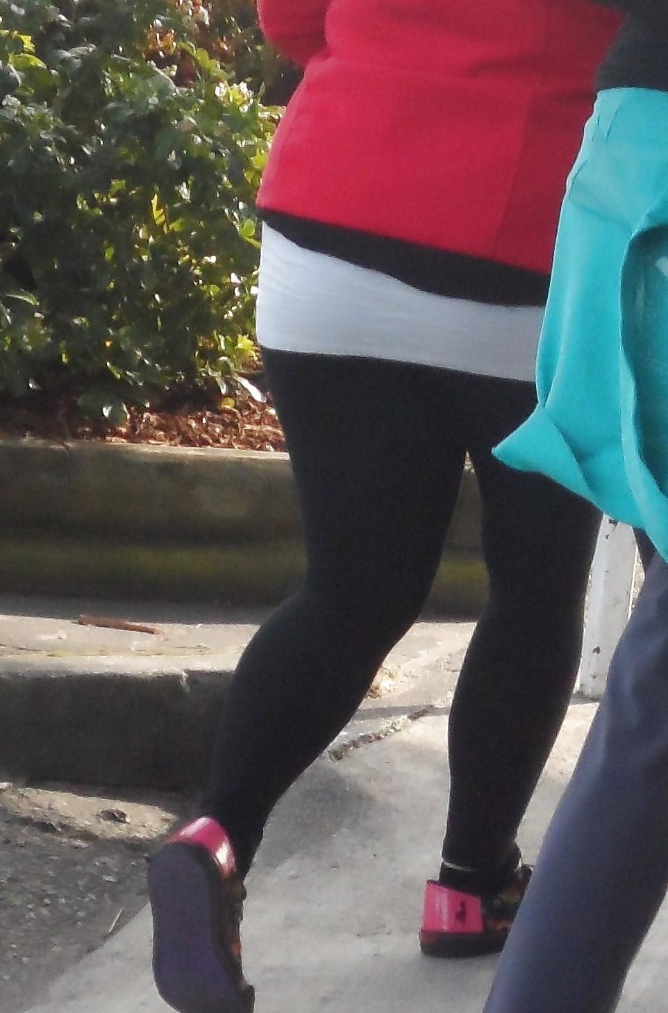 25P Voyeur Tights 5